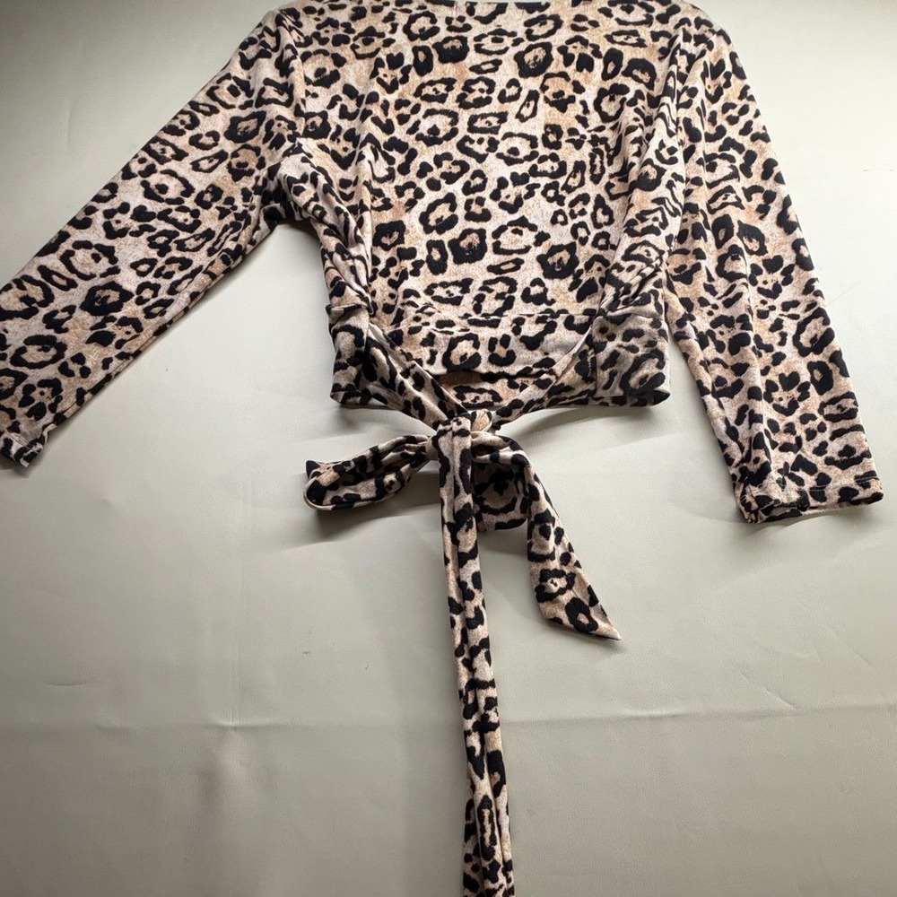 Leopard Print Wrap Top Cropped V-Neck Animal Print Tan Black Small - Picture 2 of 6